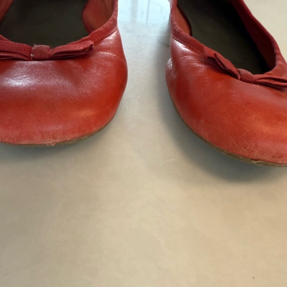 Red Clarks Dress shoes purchased in the UK - Picture 4 of 4